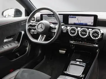 CLA 180 AMG Night Rückfahrkamera Ambiente LED