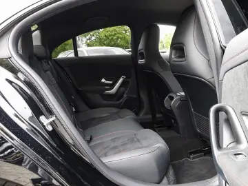CLA 180 AMG Night Rückfahrkamera Ambiente LED