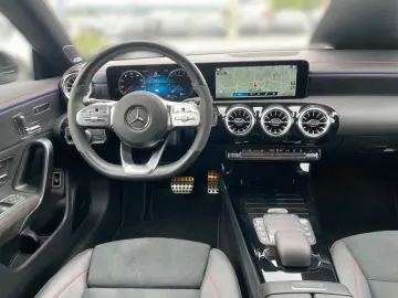 CLA 250 e Coupé *AMG*Pano*Distr*Mbeam*MBUX*FAP
