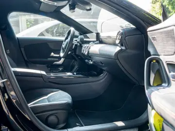 CLA 200 Coupé AMG-Sport/360/AHK/Night/Distr/19'