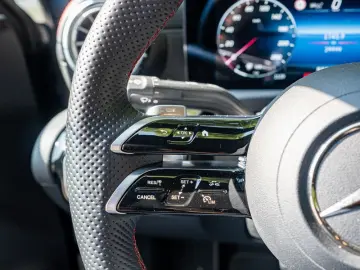 CLA 200 Coupé AMG-Sport/360/AHK/Night/Distr/19'