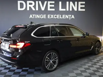 BMW 530e xDrive Touring Aut. Luxury Line