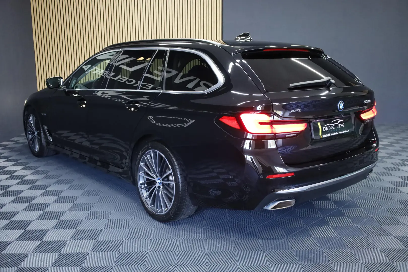 BMW 530e xDrive Touring Aut. Luxury Line