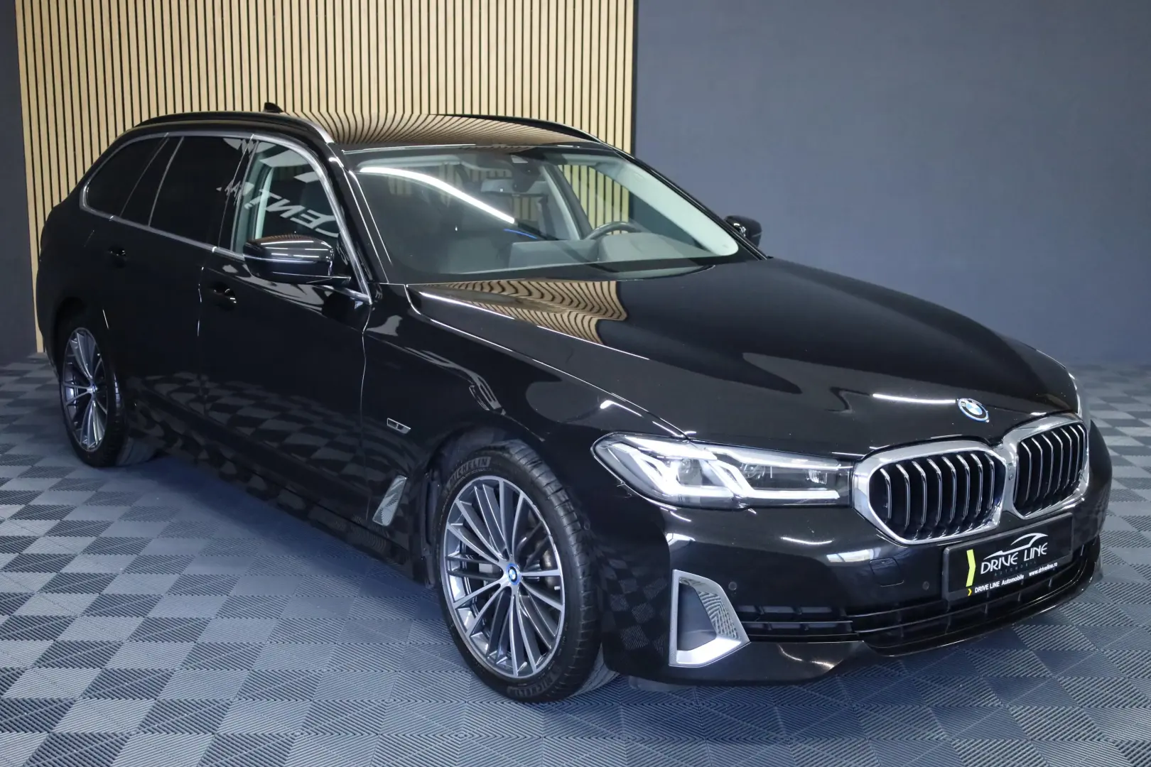 BMW 530e xDrive Touring Aut. Luxury Line