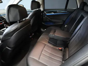 BMW 530e xDrive Touring Aut. Luxury Line