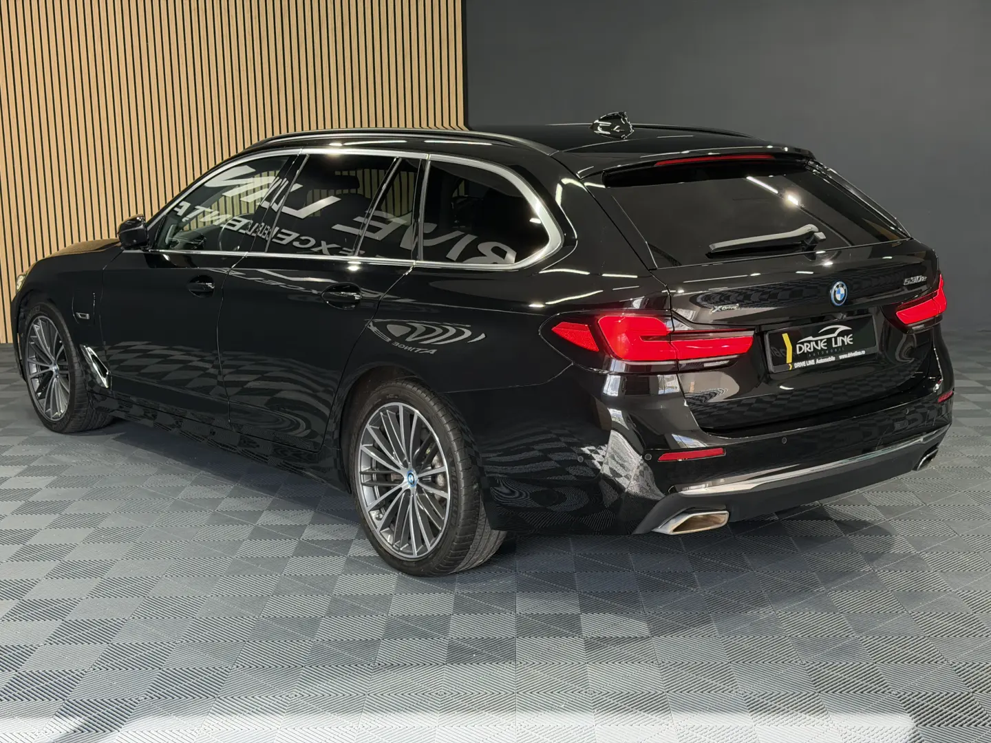 BMW 530e xDrive Touring Aut. Luxury Line