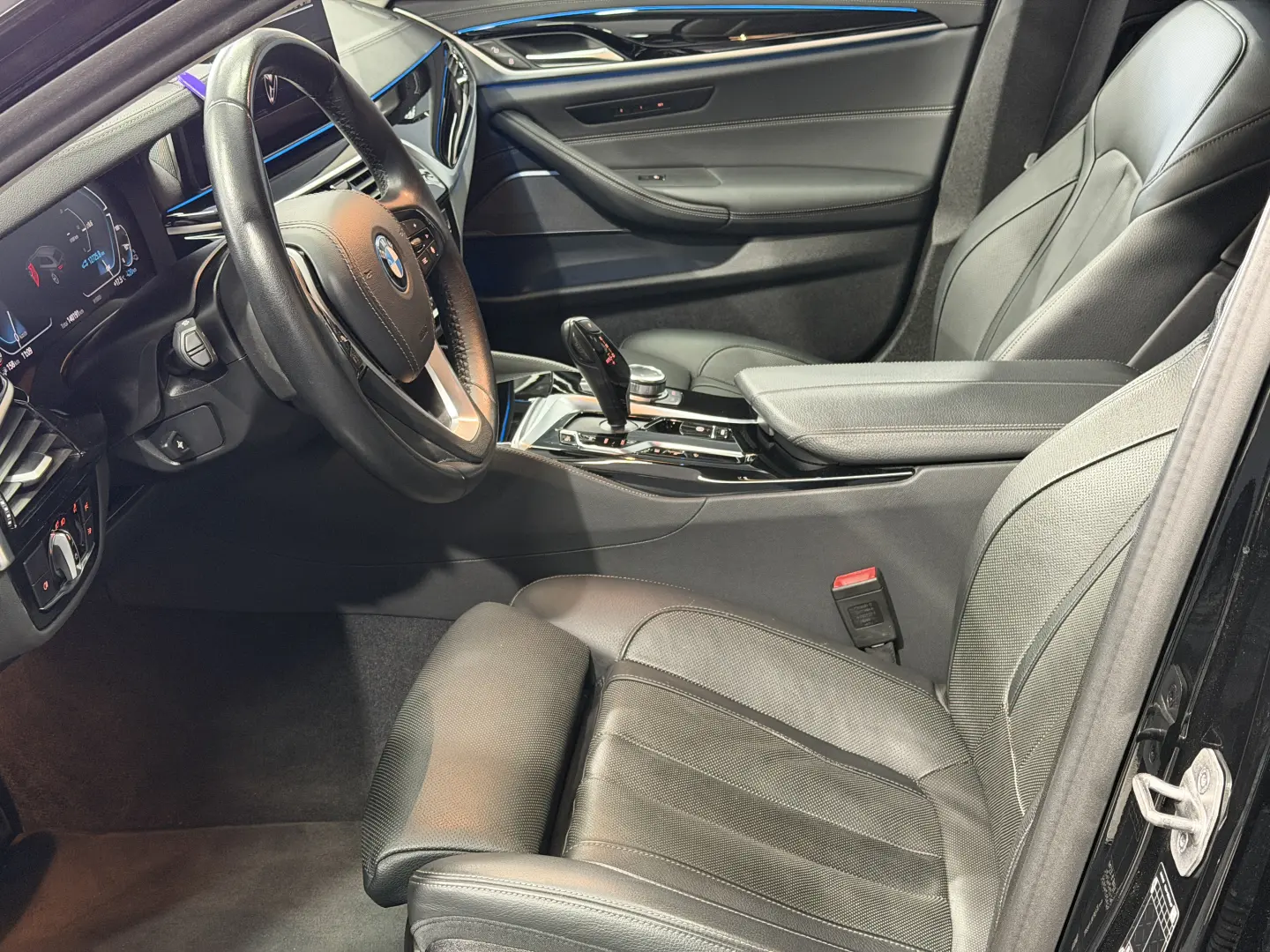 BMW 530e xDrive Touring Aut. Luxury Line