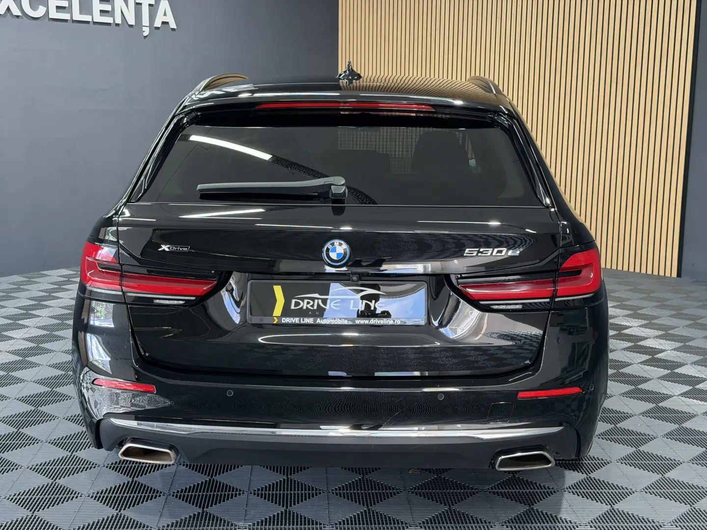 BMW 530e xDrive Touring Aut. Luxury Line