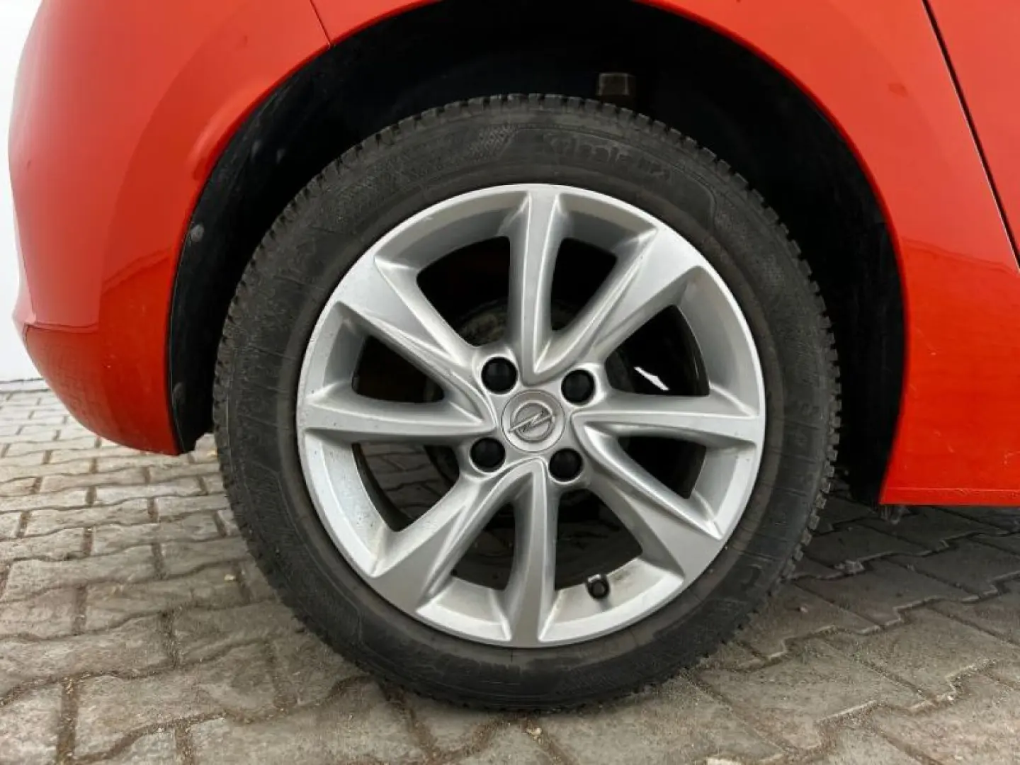 OPEL CORSA 1.2 75CP Edition