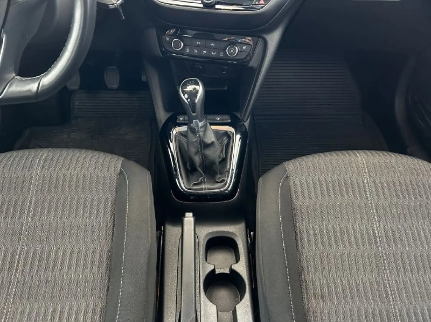 OPEL CORSA 1.2 75CP Edition