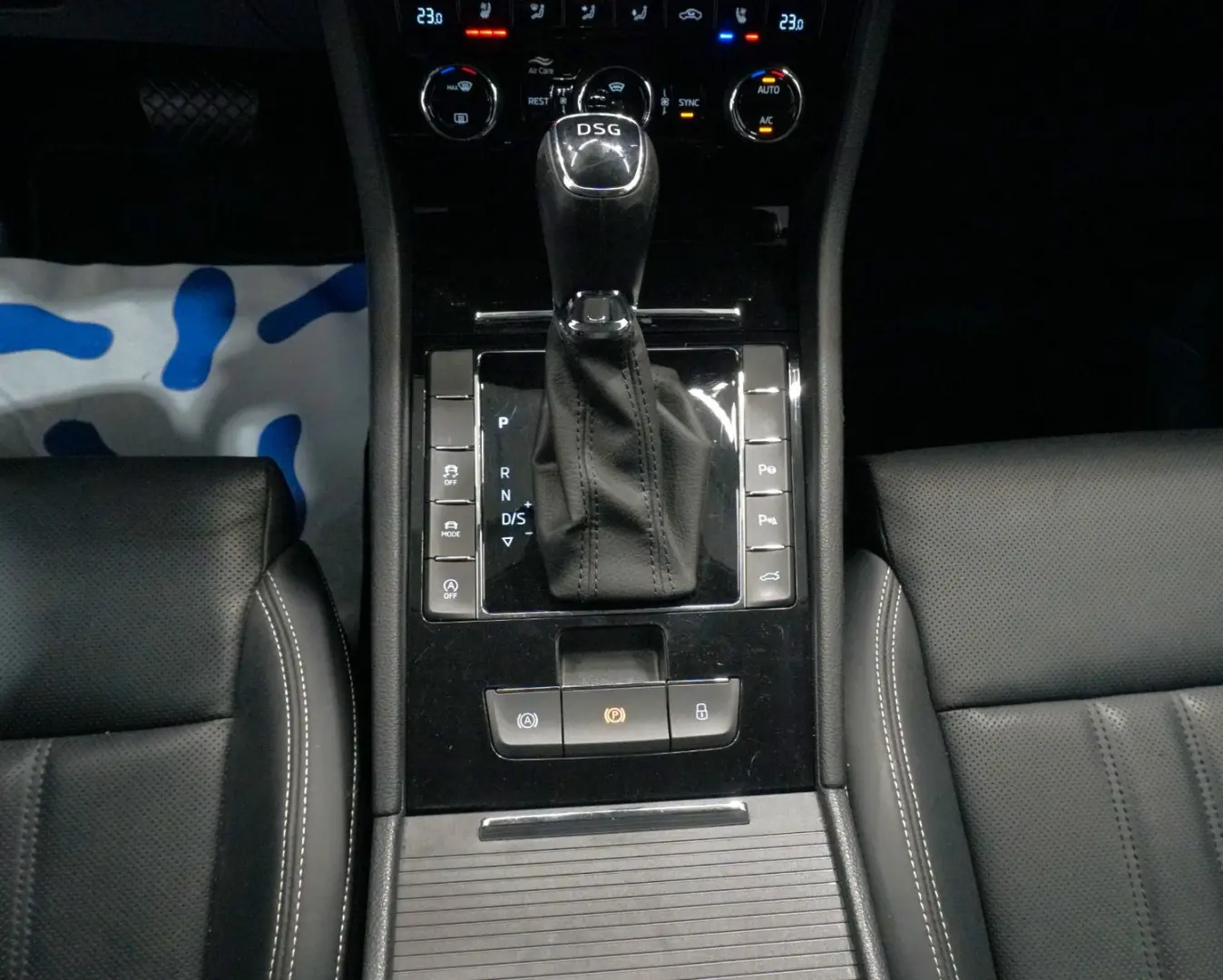 Superb Lim. L&K 2.0 TDI