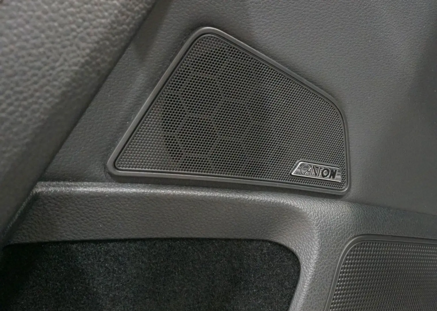 Superb Lim. L&K 2.0 TDI