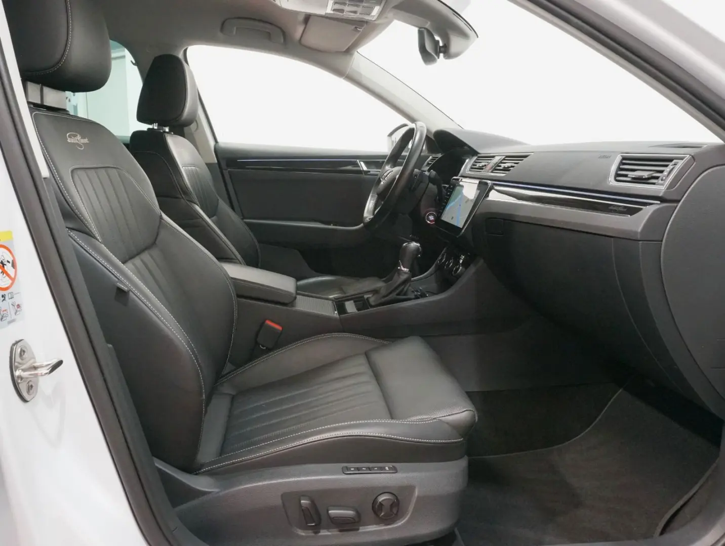 Superb Lim. L&K 2.0 TDI