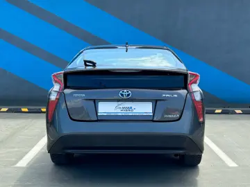 Toyota Prius 1.8 Executive RAR inclus, numere rosii Gratis