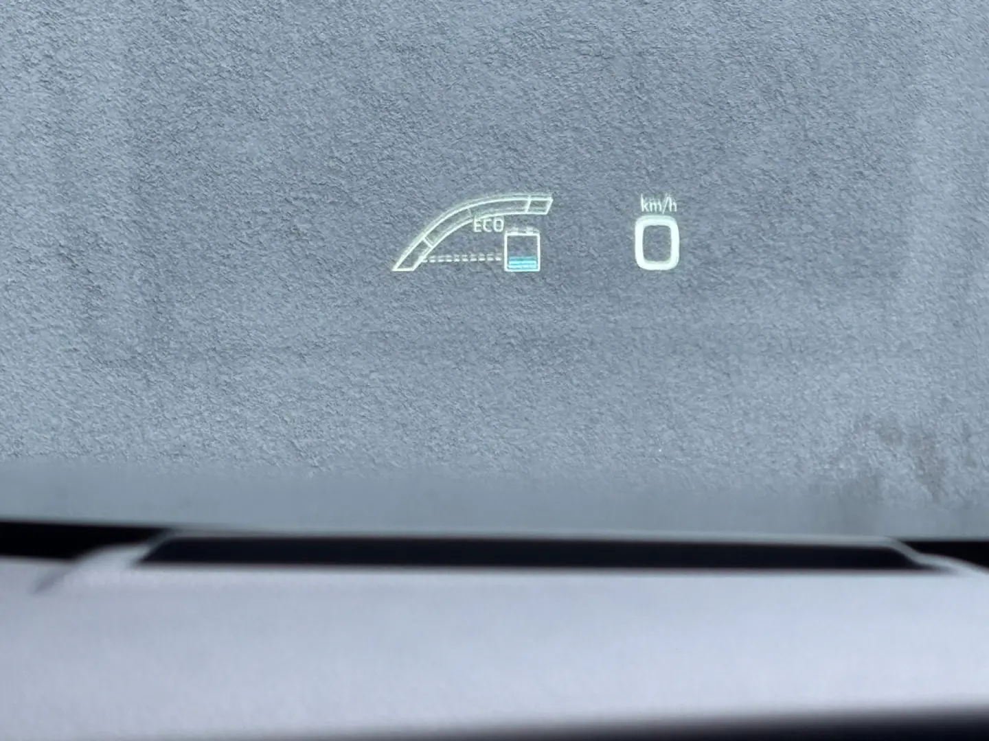 Toyota Prius 1.8 Executive RAR inclus, numere rosii Gratis