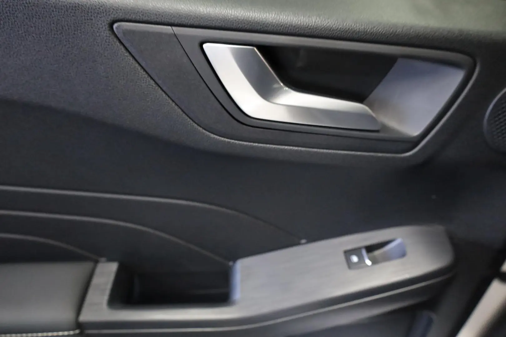 FORD Kuga 2.5 Duratec PHEV VIGNALE