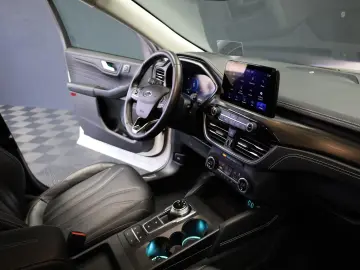 FORD Kuga 2.5 Duratec PHEV VIGNALE