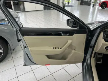 Superb Lim L&K 4x4