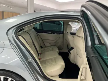 Superb Lim L&K 4x4