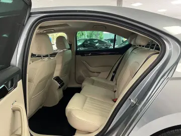 Superb Lim L&K 4x4