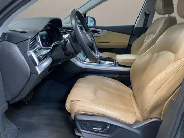 Q7 50 3.0 TDI quattro ACC AUT Kam. Leder Luft LM