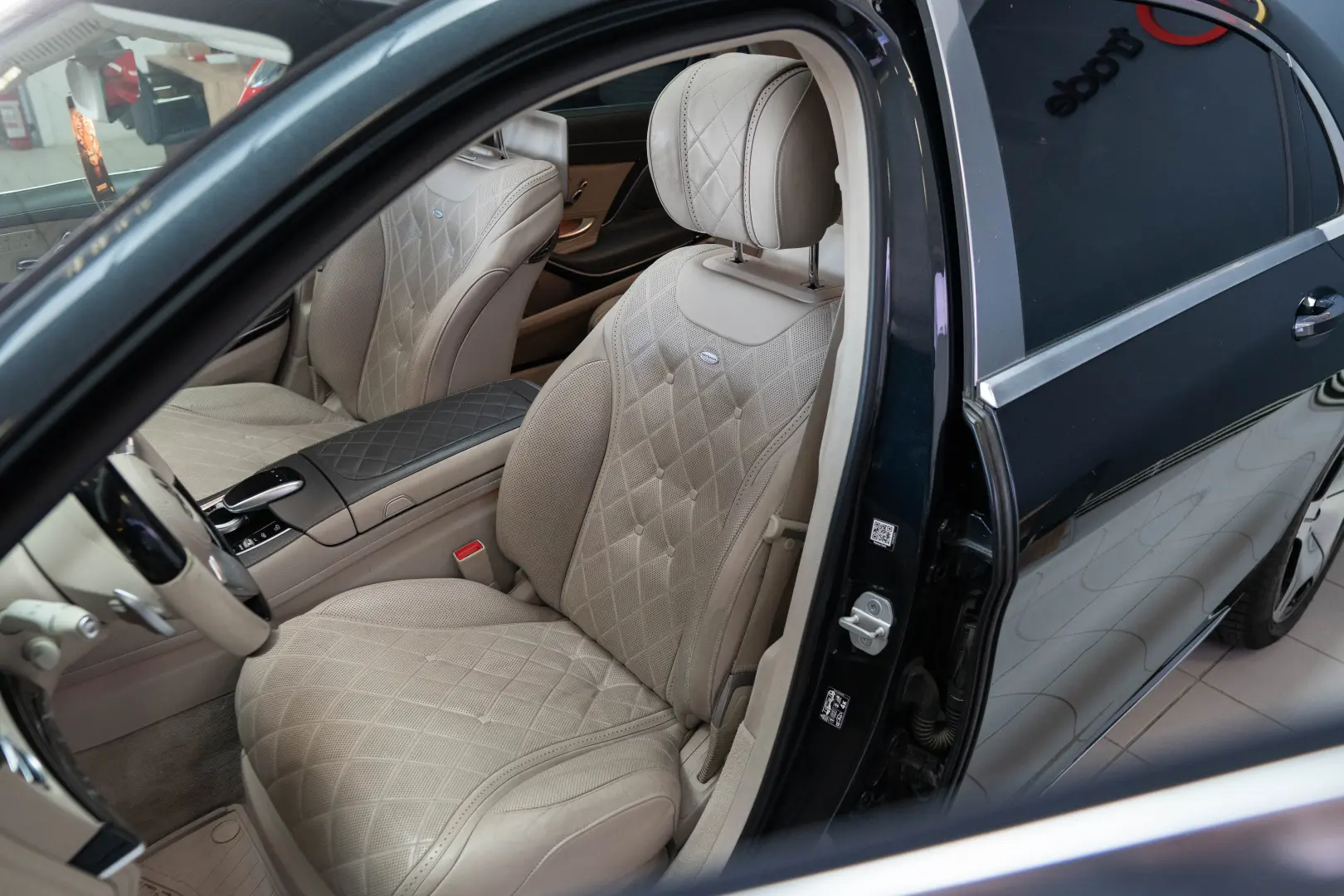 Maybach S560 4matic, Designo