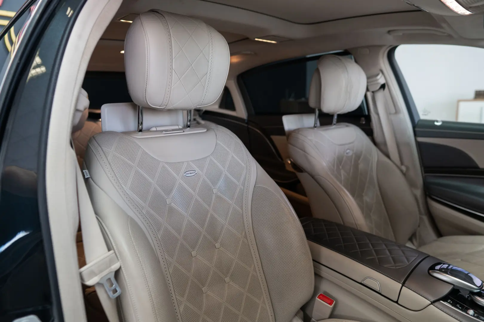 Maybach S560 4matic, Designo