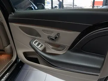 Maybach S560 4matic, Designo