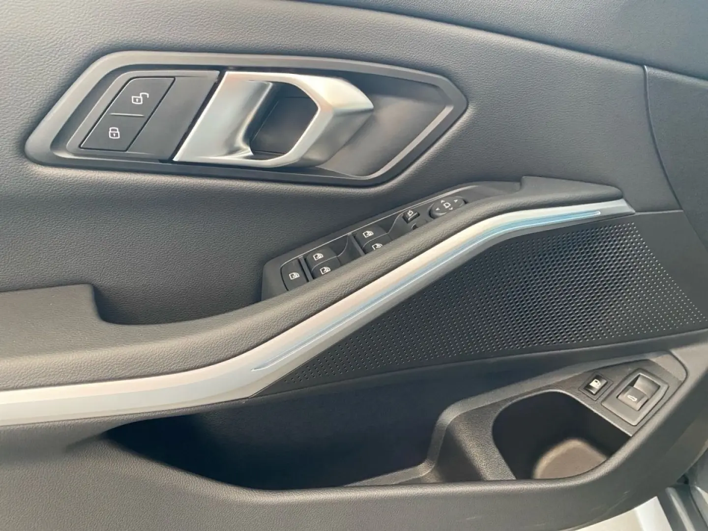 330e xDrive Lim. M Sport HUD LC Prof. ACC DA 19'