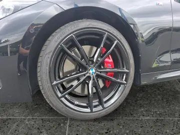 330i xDrive M Sport PRO *19