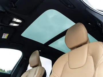 XC60 B4 AWD Plus Dark
