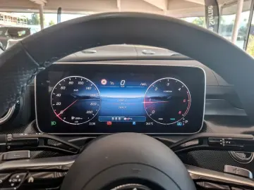 C 200 d , AMG NIGHT SPUR KAMERA PDC SHZ MEMO