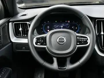 XC60 AWD Plus