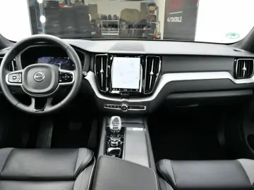 XC60 AWD Plus