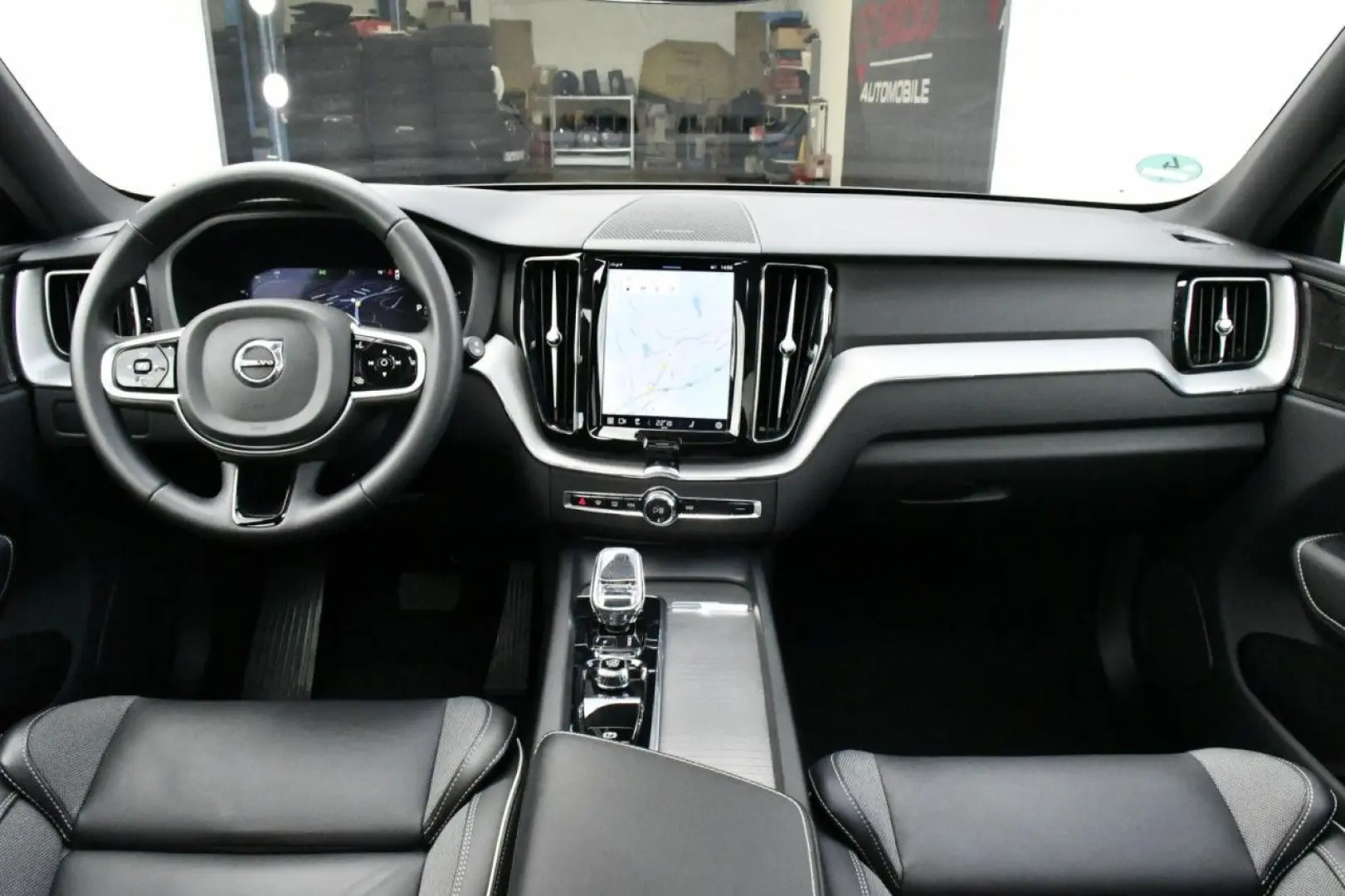 XC60 AWD Plus