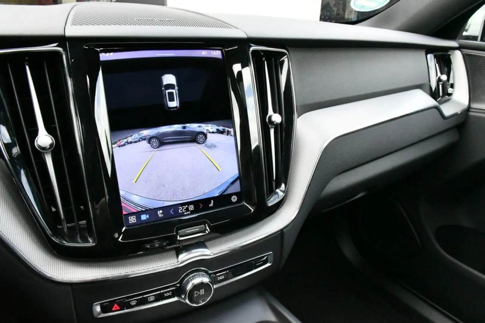 XC60 AWD Plus