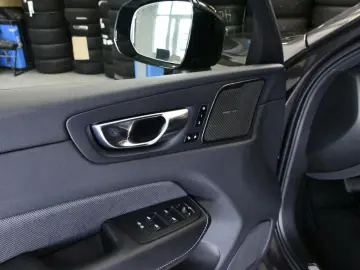 XC60 AWD Plus