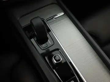 XC60 B4 AWD Plus Dark