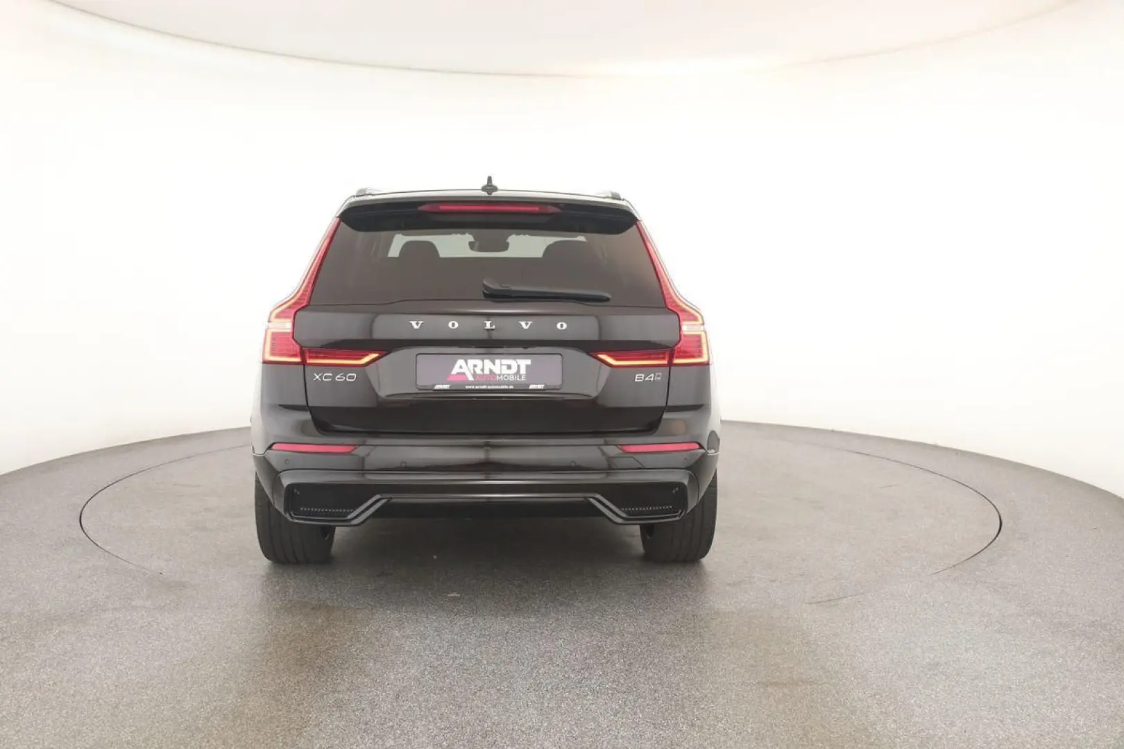 XC60 B4 AWD Plus Dark