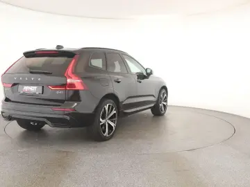 XC60 B4 AWD Plus Dark