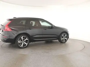 XC60 B4 AWD Plus Dark