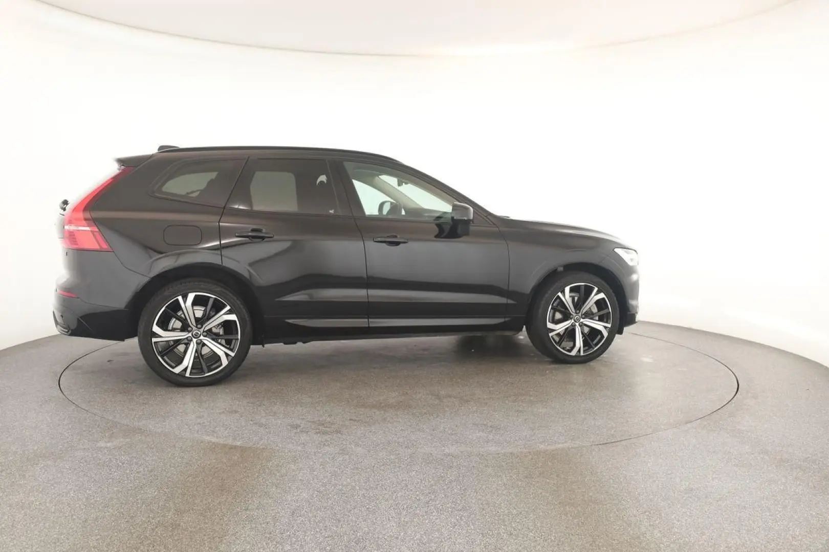 XC60 B4 AWD Plus Dark