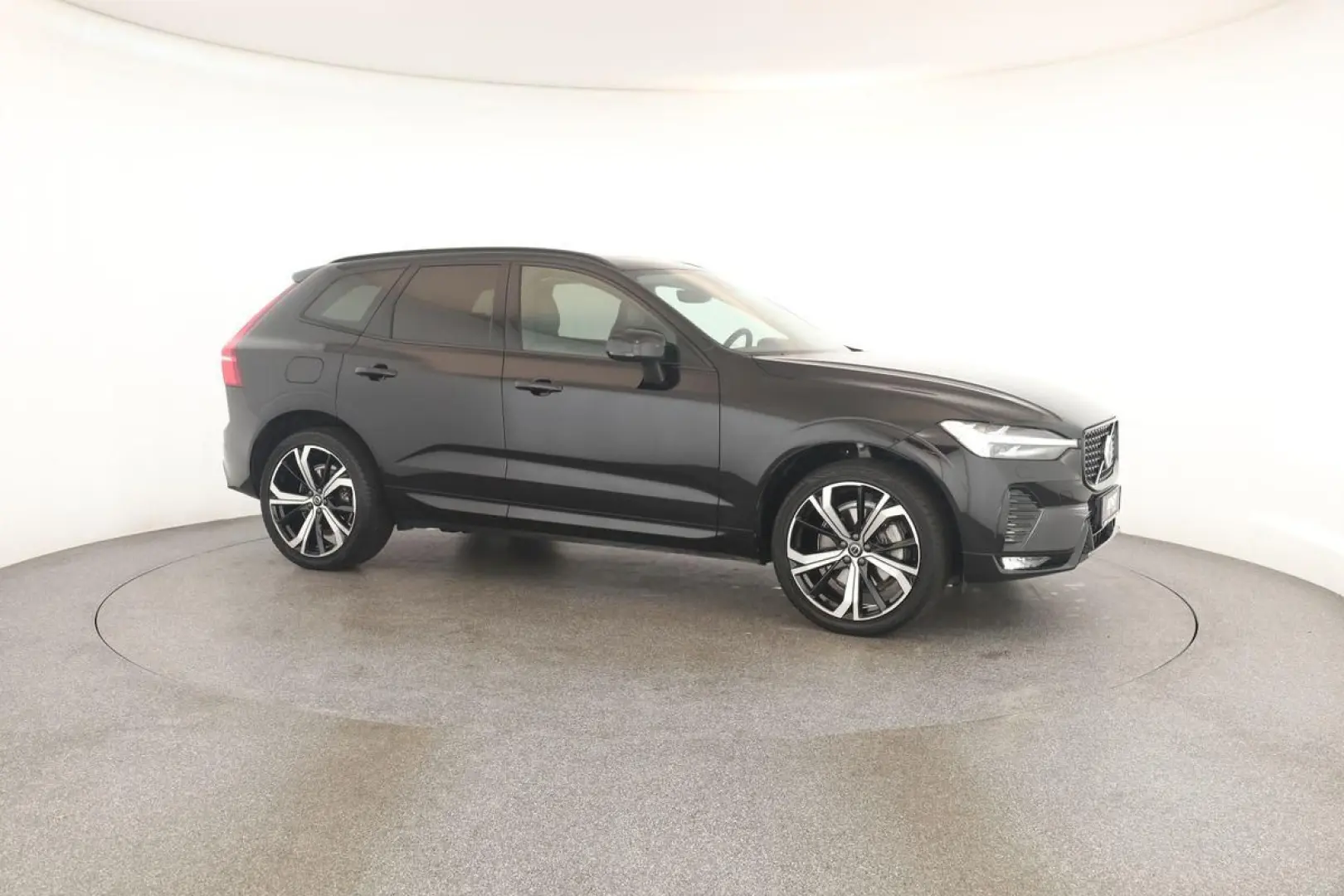XC60 B4 AWD Plus Dark