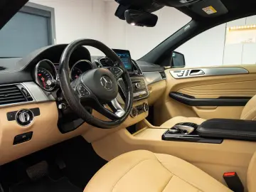 Mercedes Benz GLE 350 D 4 MATIC