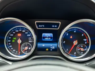 Mercedes Benz GLE 350 D 4 MATIC