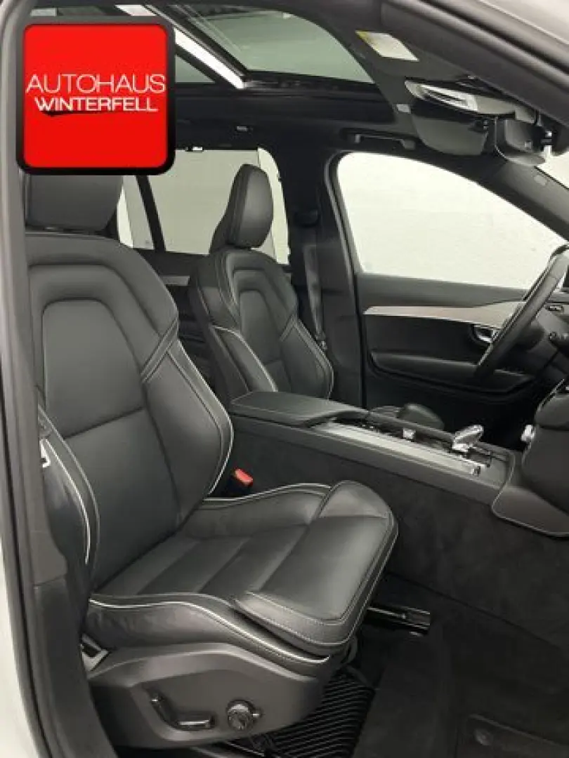 XC90 B5 D AWD Plus Dark 7 Locuri