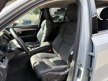 XC90 T8 AWD Core  7-Locuri