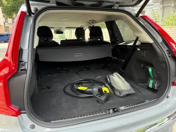 XC90 T8 AWD Core  7-Locuri