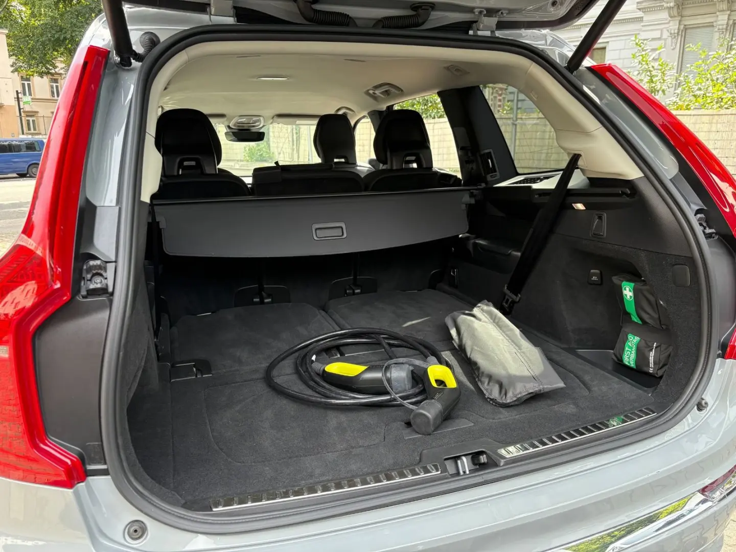 XC90 T8 AWD Core  7-Locuri