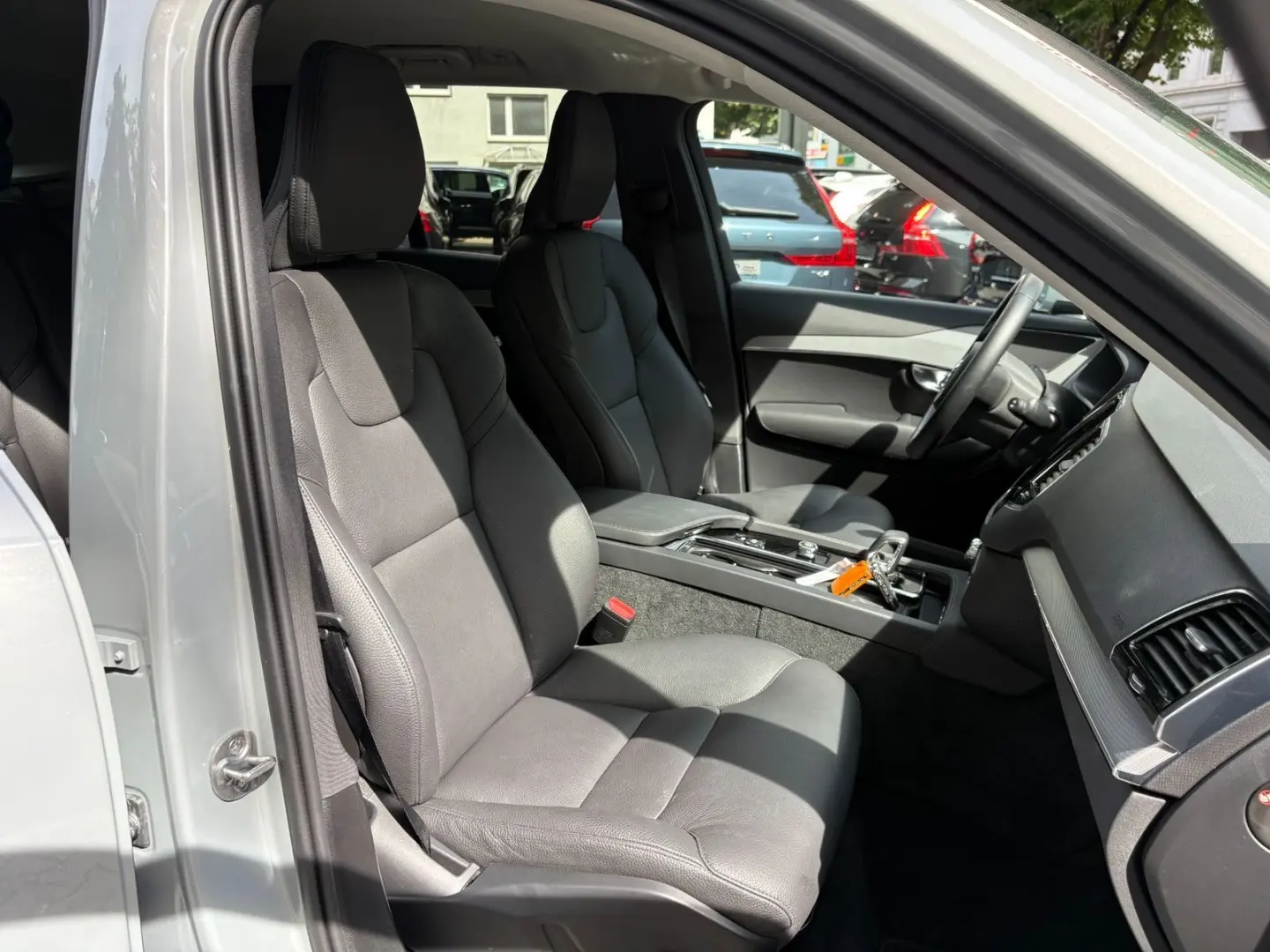 XC90 T8 AWD Core  7-Locuri